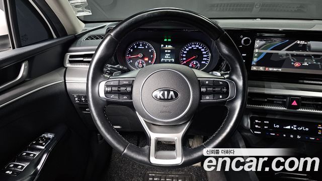 Kia K5 (III) 2.0 Prestige 2020 — фото 13