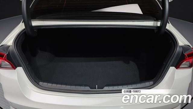 Kia K5 (III) 2.0 Prestige 2020 — фото 20