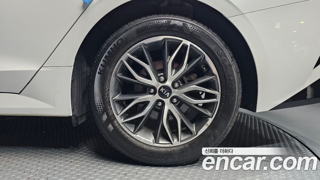 Kia K5 (III) 2.0 Prestige 2020 — фото 21