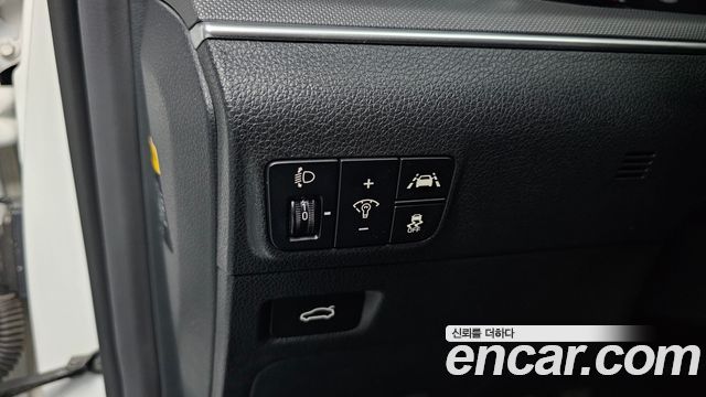 Kia K5 (III) 2.0 Prestige 2020 — фото 29