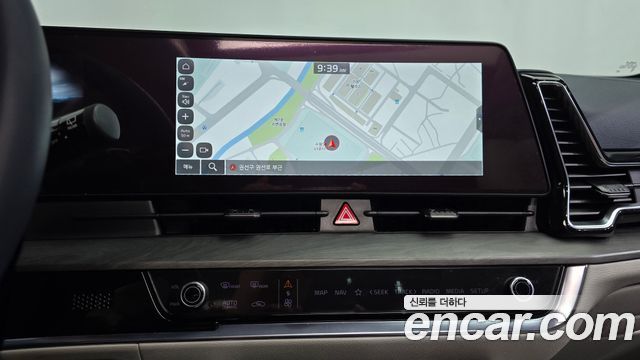 Kia Sportage (V) LPG 2.0 2WD Signature Gravity 2023 — фото 12