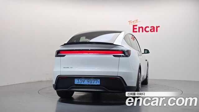 Tesla Model Y L Long Range AWD 2026 — фото 4