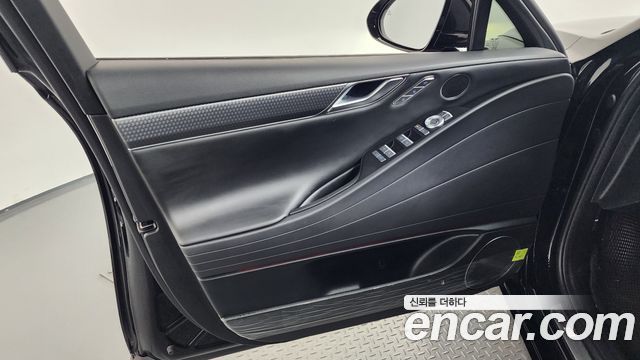 Genesis G80 (RG3) Gasoline 2.5 Turbo 2WD 2025 — фото 24