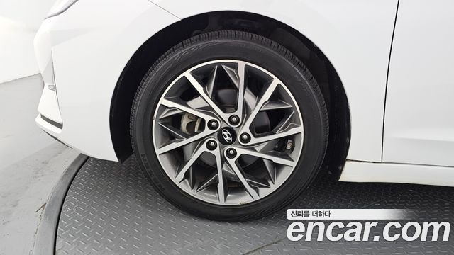 Hyundai Avante (AD) 1.6 Style 2019 — фото 5
