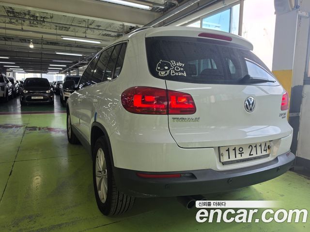 Volkswagen Tiguan 2.0 TDI Comfort 5N 2015 — фото 4