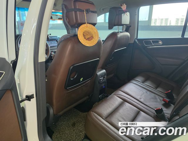 Volkswagen Tiguan 2.0 TDI Comfort 5N 2015 — фото 6