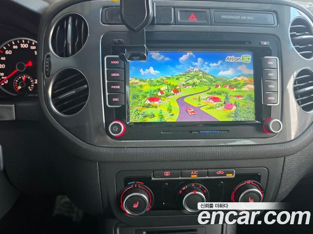 Volkswagen Tiguan 2.0 TDI Comfort 5N 2015 — фото 10