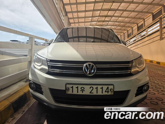 Volkswagen Tiguan 2.0 TDI Comfort 5N 2015 — фото 22