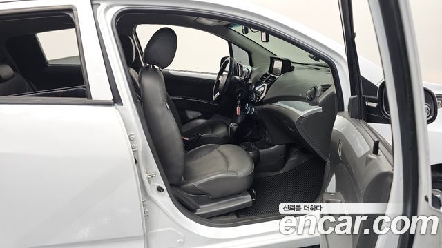 Chevrolet Spark Spark S LS+ 2014 — фото 26