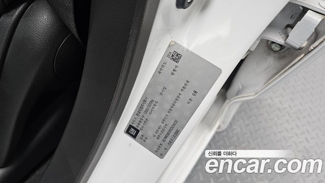 Chevrolet Spark Spark S LS+ 2014 — фото 31