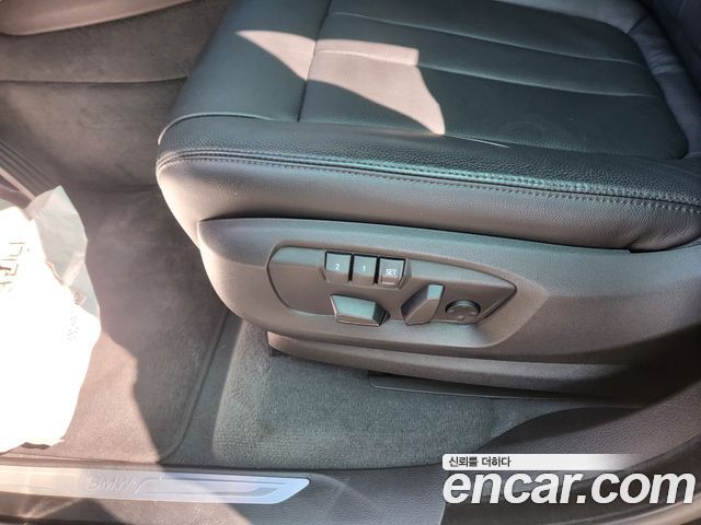 BMW X6 (F16) xDrive 30d 2017 — фото 17