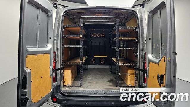 Renault Korea Master 2.3 Van S 2021 — фото 20