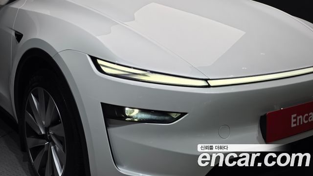 Tesla Model Y RWD 2025 — фото 22