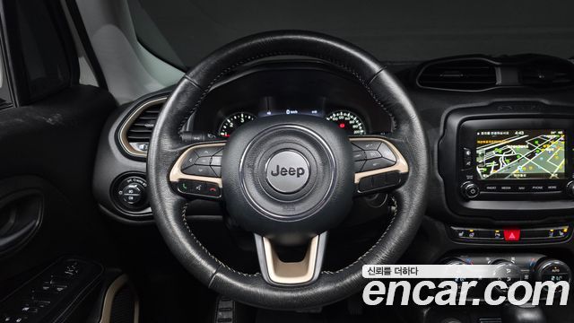 Jeep Renegade 2.0 Diesel Limited AWD 2015 — фото 13