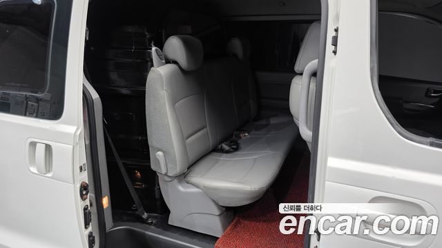 Hyundai Grand Starex Van 5-Seater Modern 2020 — фото 11