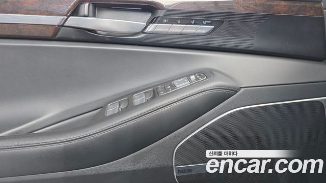 Genesis EQ900 3.3 T-GDI AWD Premiun Luxury 2016 — фото 12