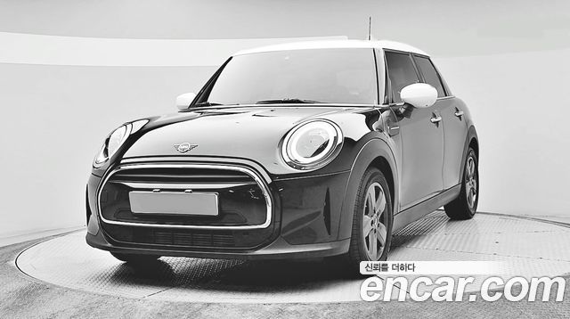 MINI Cooper 5Door Classic Third Generation