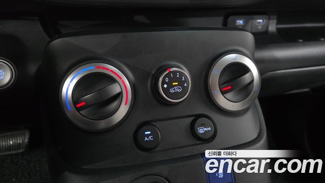 Hyundai Casper Turbo The Essential Light 2024 — фото 30