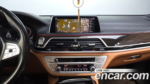 BMW 7 Series (G11) 730Ld xDrive Design Pure Excellence 2020 — фото 14