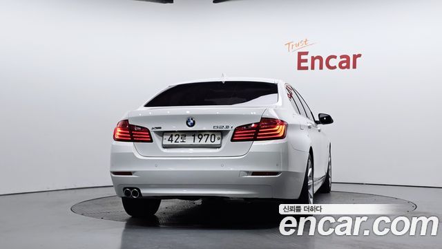 BMW 5 Series (F10) 528i 2014 — фото 4
