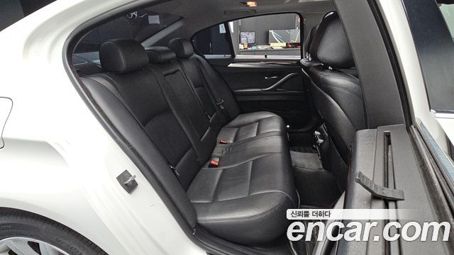 BMW 5 Series (F10) 528i 2014 — фото 11