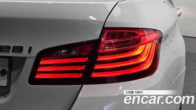 BMW 5 Series (F10) 528i 2014 — фото 23