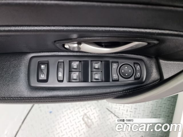 Renault Korea SM5 (New) LPLI Handicapped 2012 — фото 19