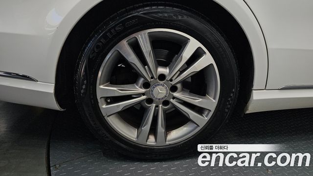 Mercedes-Benz E-Class (W212) E220 CDI Avantgarde 2014 — фото 40