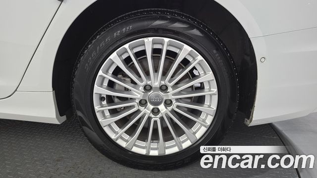 Audi A6 (C8) 45 TFSI Premium 2020 — фото 21