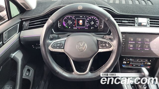 Volkswagen Passat GT (B8) 2.0 TDI Prestige 2022 — фото 13