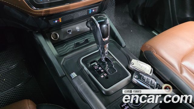 KG Mobility (SsangYong) Rexton Sports Diesel 2.2 4WD Noblesse 2019 — фото 9