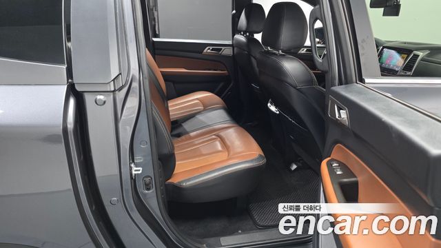 KG Mobility (SsangYong) Rexton Sports Diesel 2.2 4WD Noblesse 2019 — фото 11