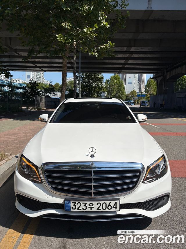 Mercedes-Benz E-Class (W213) E220d 4MATIC Exclusive