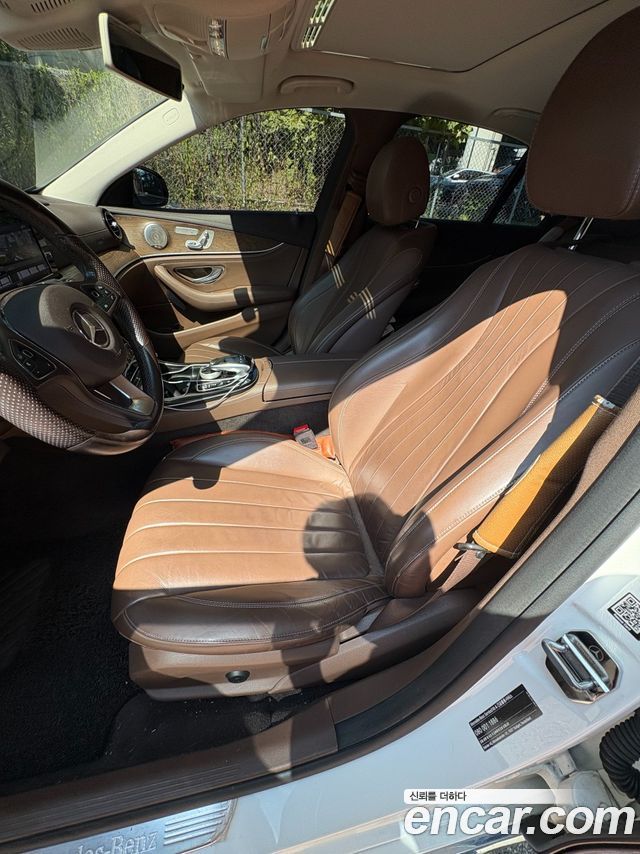 Mercedes-Benz E-Class (W213) E220d 4MATIC Exclusive 2017 — фото 19