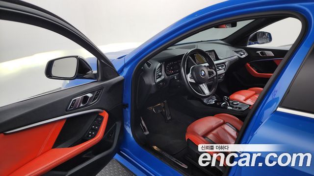 BMW 1 Series (F40) M135i xDrive 2021 — фото 10