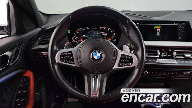 BMW 1 Series (F40) M135i xDrive 2021 — фото 13