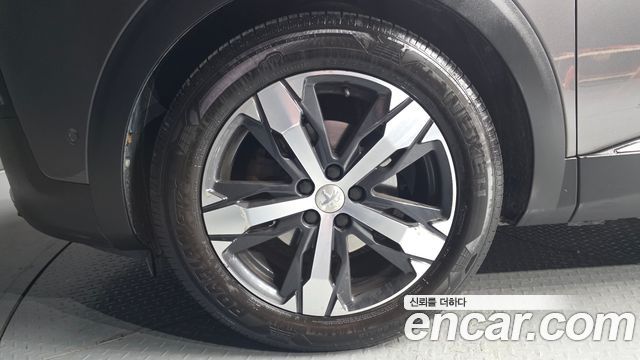 Peugeot 5008 (II) 1.6 BlueHDi GT Line 2018 — фото 5