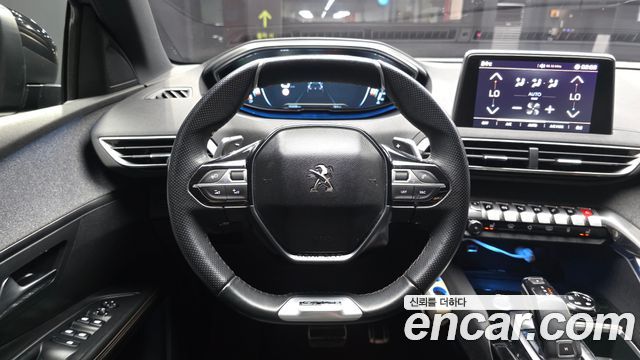 Peugeot 5008 (II) 1.6 BlueHDi GT Line 2018 — фото 17