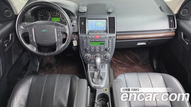 Land Rover Freelander 2 2.2 SD4 HSE 2011 — фото 7