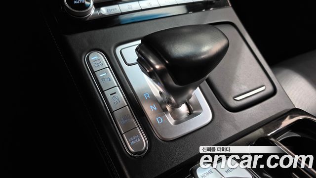 Genesis G90 3.8 AWD Premium Luxury 2019 — фото 9