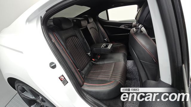 Genesis G70 3.3T Sport AWD Elite 2019 — фото 11