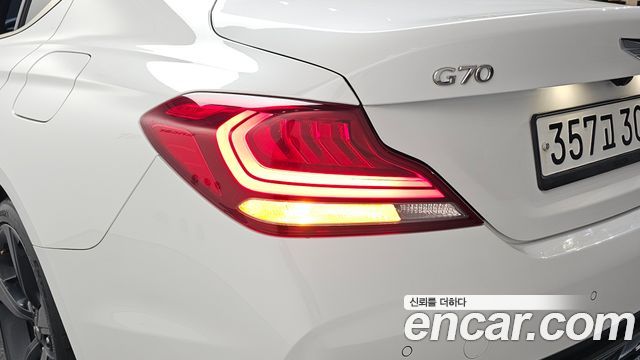 Genesis G70 3.3T Sport AWD Elite 2019 — фото 23