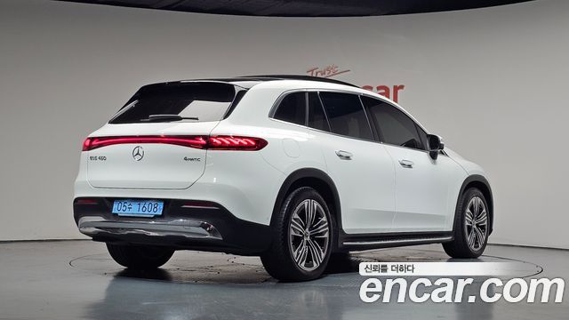 Mercedes-Benz EQS SUV (X296) EQS450 4MATIC Online Edition 2025 — фото 2