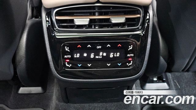 Mercedes-Benz EQS SUV (X296) EQS450 4MATIC Online Edition 2025 — фото 31