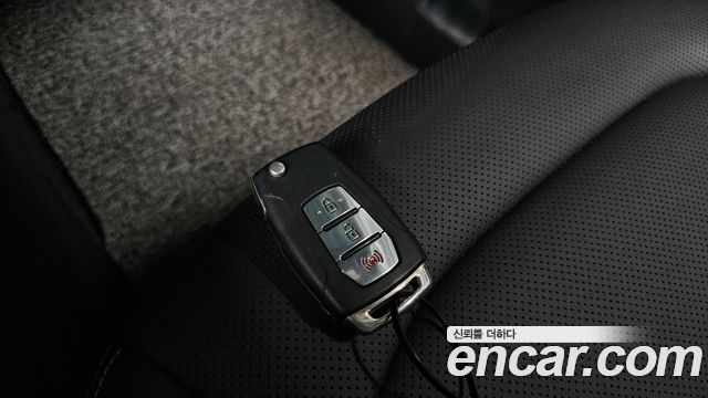 KG Mobility (SsangYong) Torres Gasoline 1.5 2WD T7 2023 — фото 16