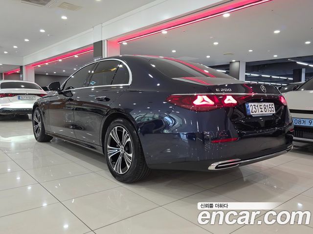 Mercedes-Benz E-Class (W214) E200 Avantgarde 2024 — фото 2