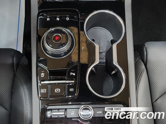 Kia K5 (III) 1.6 Turbo Noblesse 2025 — фото 10