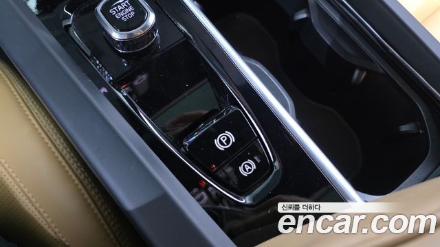 Volvo XC60 (II) B5 Ultimate Bright 2024 — фото 20