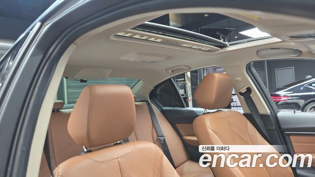 BMW 3 Series (F30) 320d Luxury 2014 — фото 19