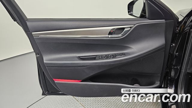 Hyundai Grandeur (IG) 2.5 Le Blanc 2023 — фото 24
